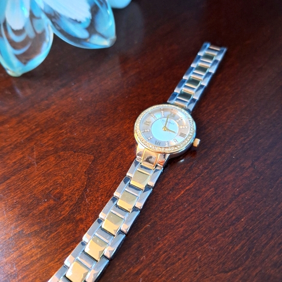 Ellen Tracy Watch - Picture 2 of 5